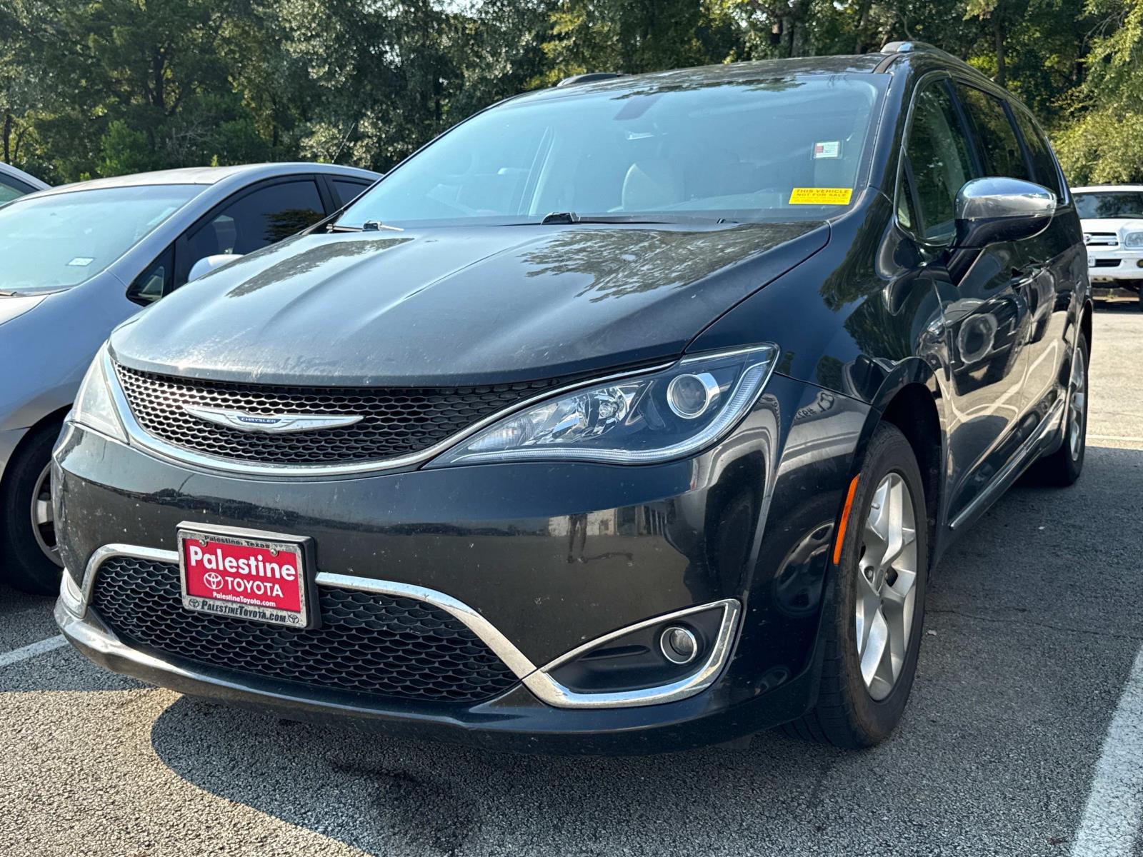 Used 2020 Chrysler Pacifica Limited with VIN 2C4RC1GG3LR192063 for sale in Palestine, TX