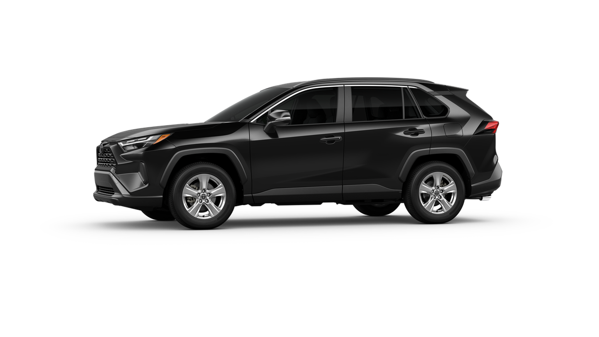 2025 Toyota RAV4 XLE photo 32