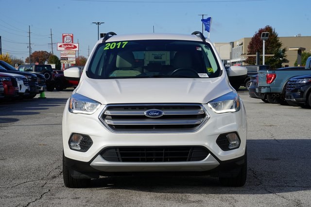 2017 Ford Escape SE photo 2