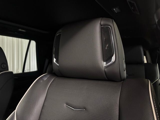 2024 Cadillac Escalade Premium Luxury photo 8