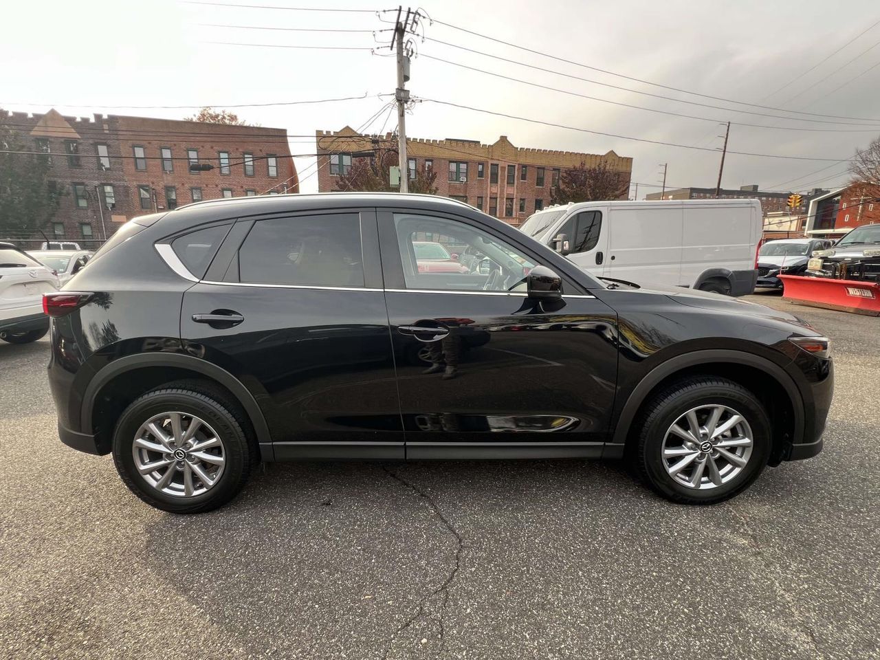 2023 Mazda CX-5 2.5 Select photo 3