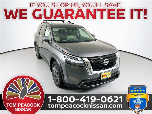 2025 Nissan Pathfinder SV's photo