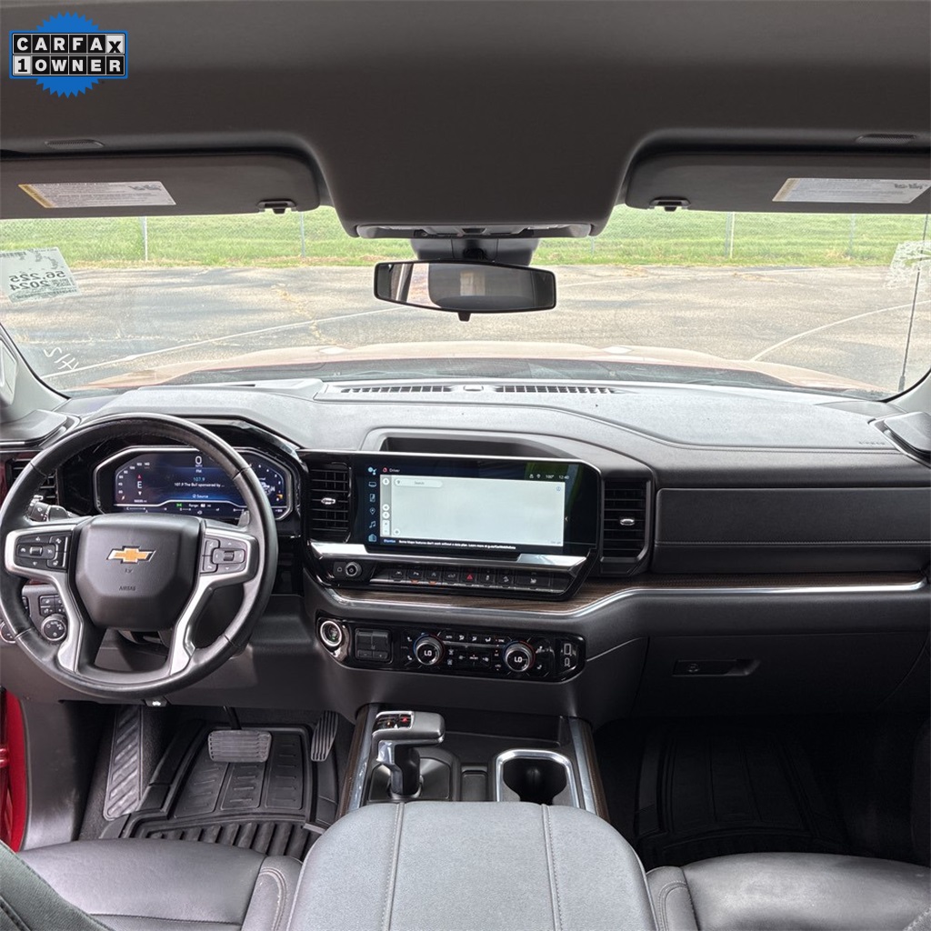 2024 Chevrolet Silverado 1500 LT photo 8