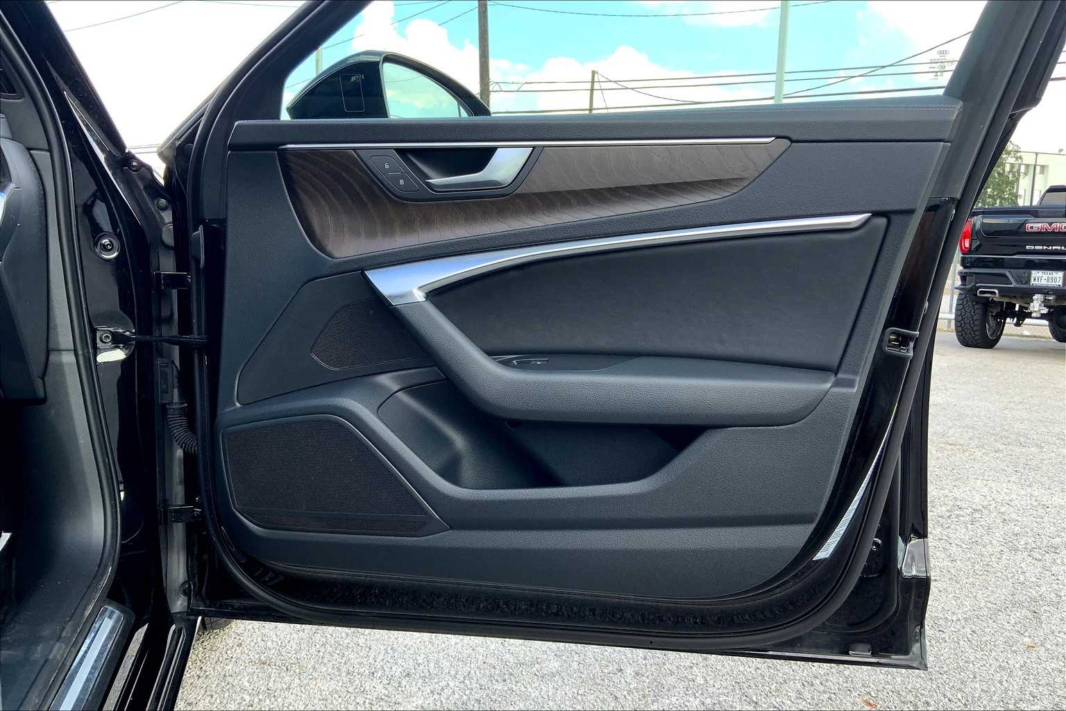 2023 Audi A6 Quattro Premium photo 44