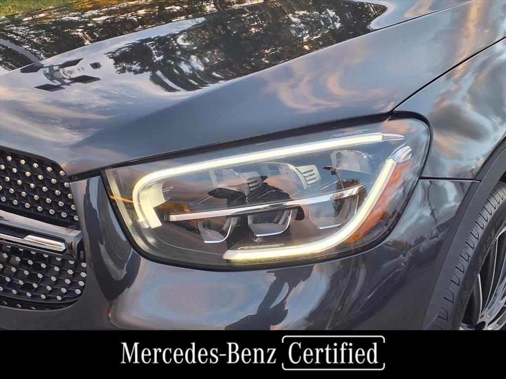 2022 Mercedes Benz GLC 300 photo 3