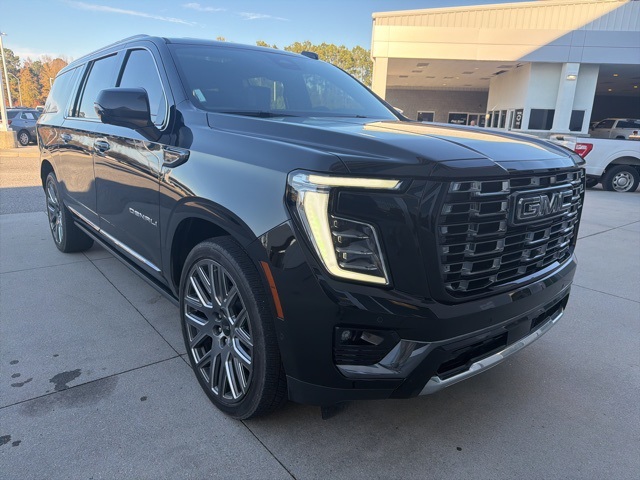 2025 GMC Yukon XL Denali Ultimate's photo