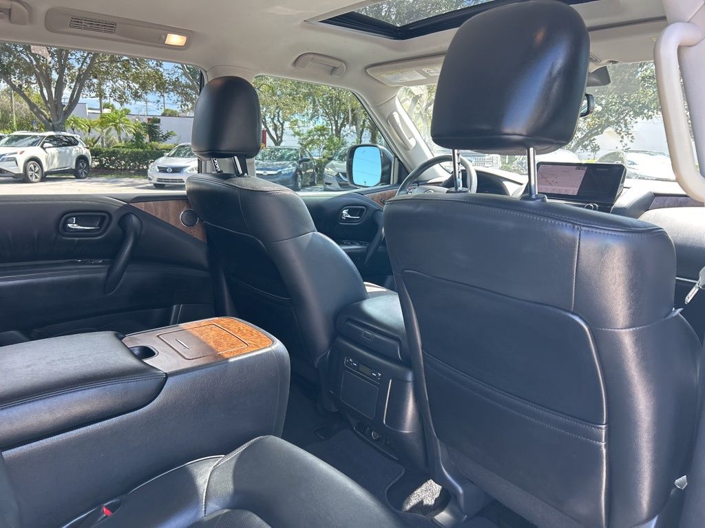 2022 Nissan Armada SL photo 39