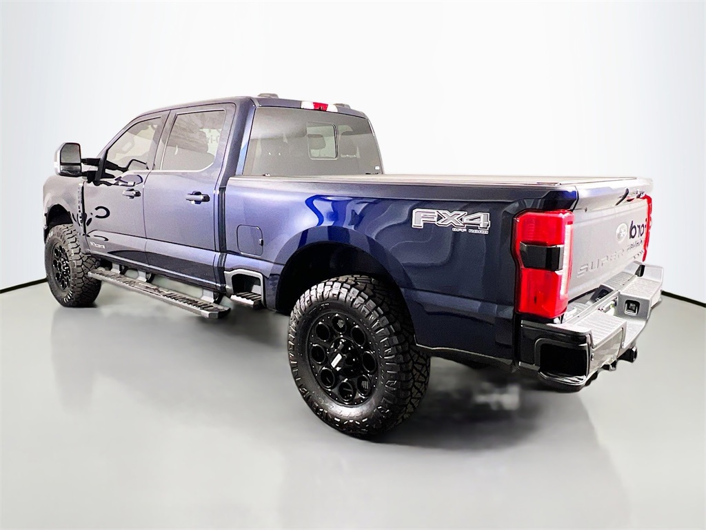 2025 Ford F-250 Lariat photo 11