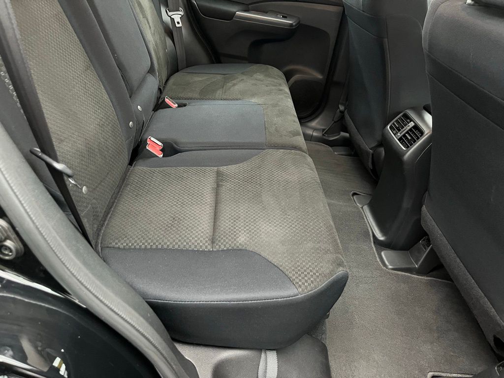 2016 Honda CR-V LX photo 27