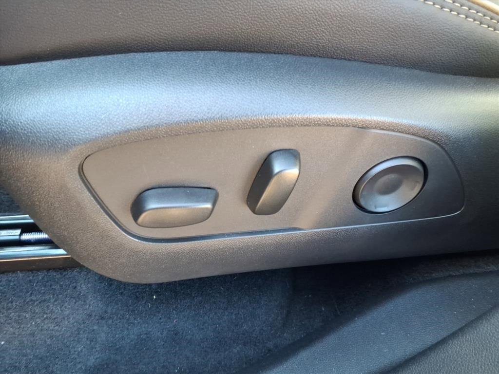 2026 Chevrolet Traverse High Country photo 4