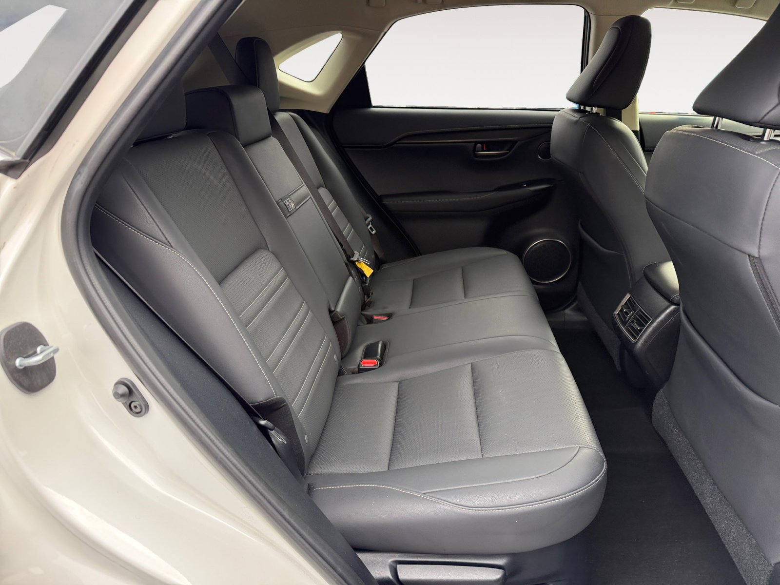 2020 Lexus NX 300 photo 18