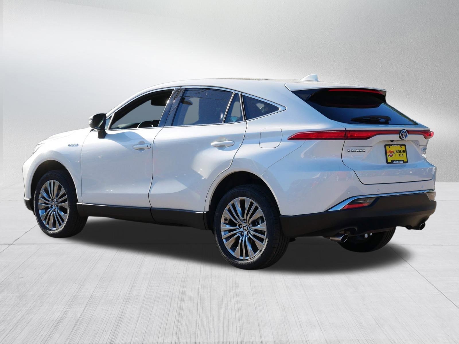 2021 Toyota Venza Limited photo 3