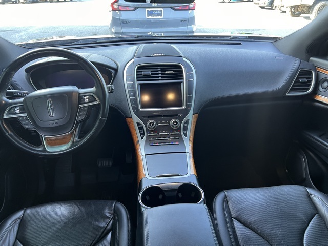 2019 Lincoln Nautilus Reserve photo 12