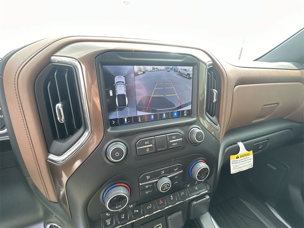 2022 Chevrolet Silverado 3500HD High Country photo 15