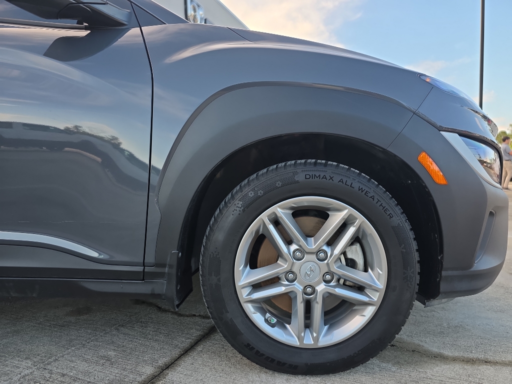 2023 Hyundai Kona SE photo 11