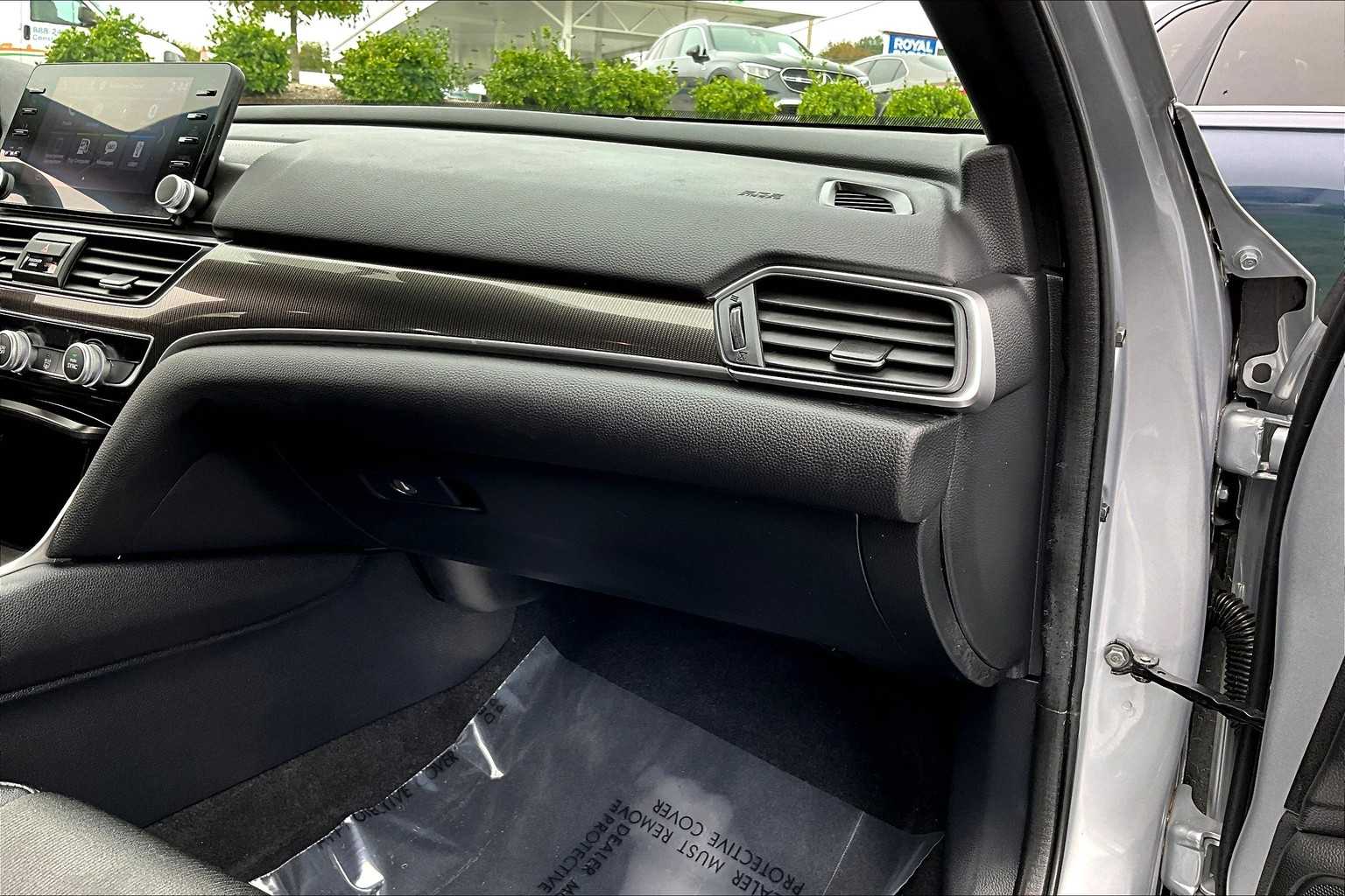 2022 Honda Accord Sport photo 18