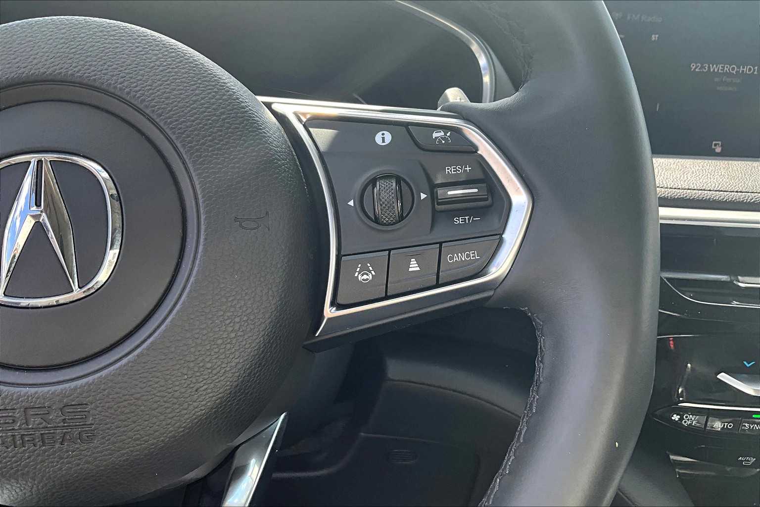 2023 Acura MDX SH-AWD photo 21
