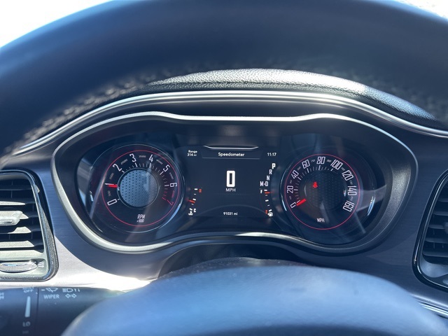 2017 Dodge Challenger SXT photo 8