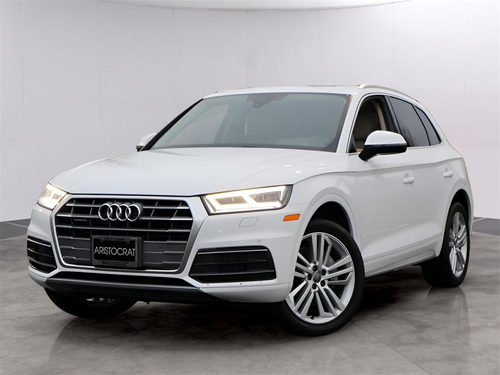 2018 Audi Q5 Premium Plus's photo