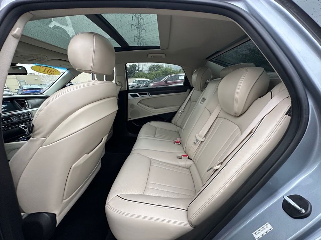 2017 Genesis G80 3.8 AWD photo 11