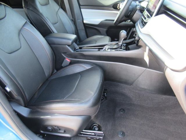 2024 Jeep Compass Limited photo 11