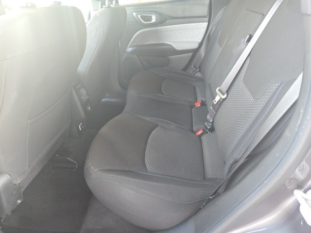 2024 Jeep Compass Sport photo 11