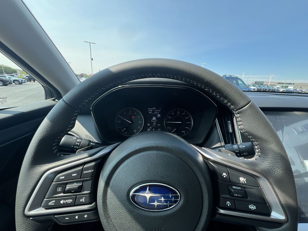 2025 Subaru Outback Premium photo 10
