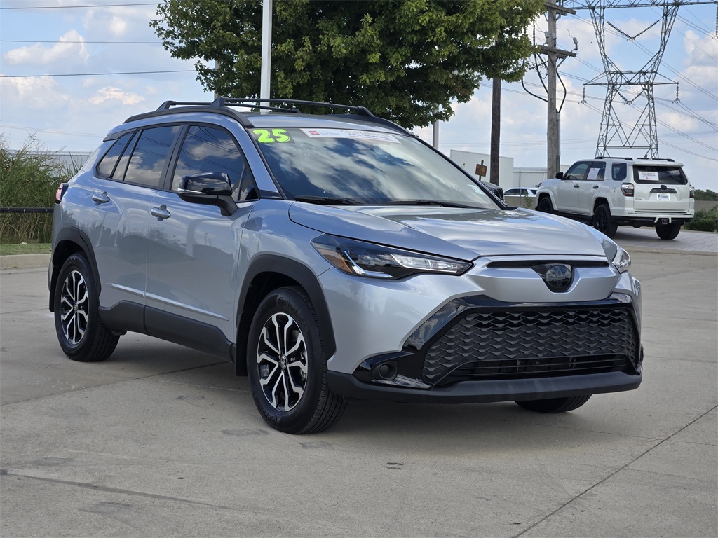 2025 Toyota Corolla Hybrid SE photo 2