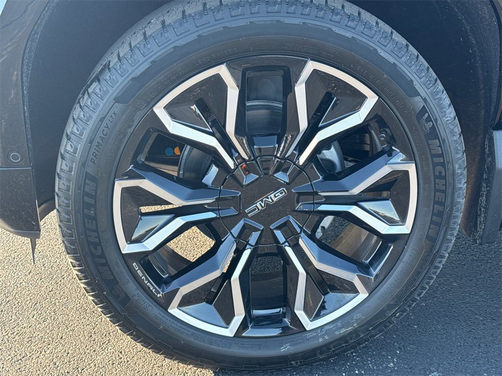 2025 GMC SIERRA - Image 11