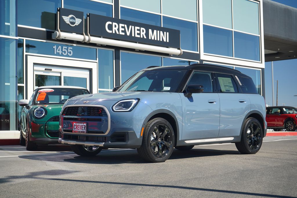 2026 MINI Countryman S's photo