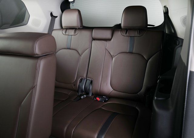 2023 Honda Pilot Elite photo 12