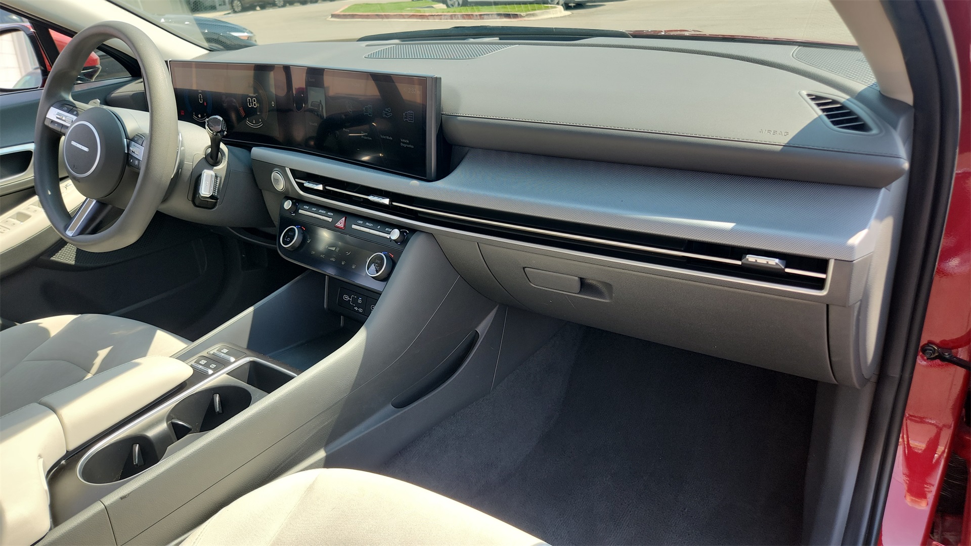 2025 Hyundai Sonata SEL photo 22