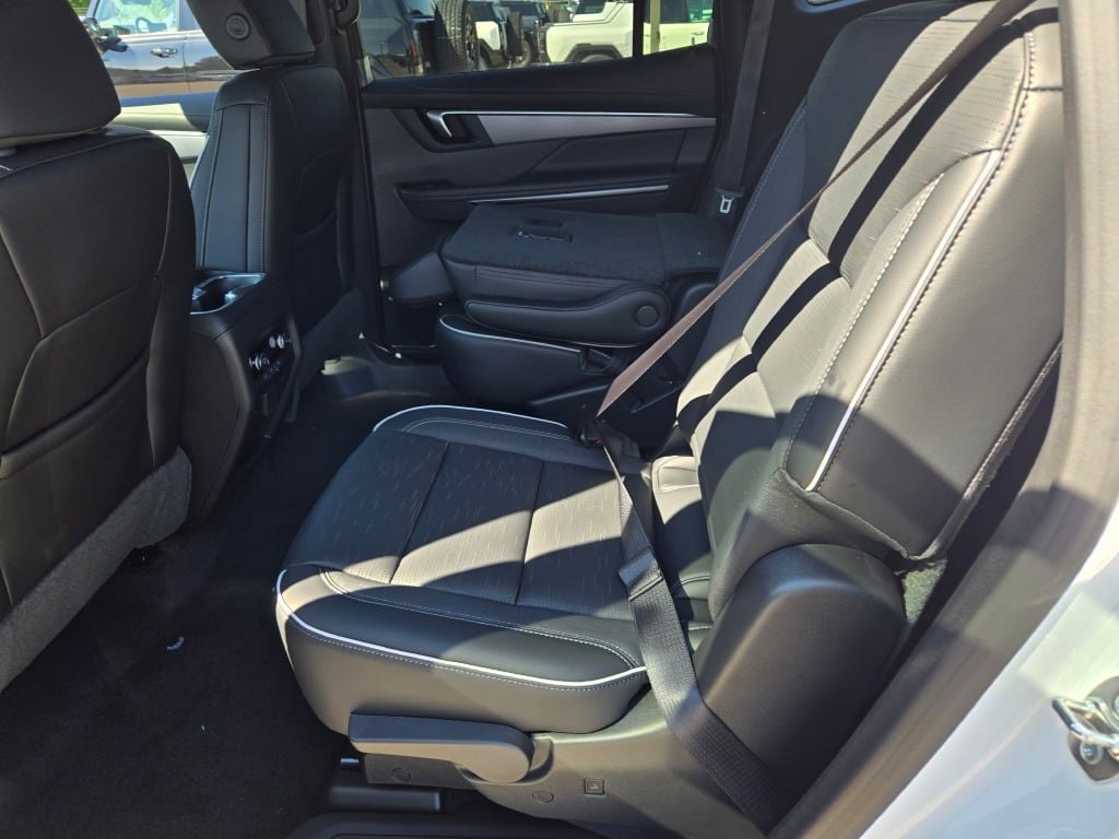 2026 Buick Enclave Sport Touring photo 12