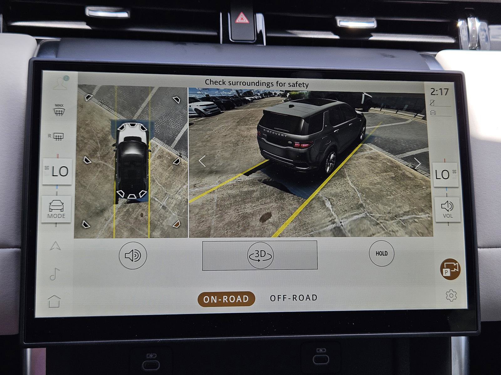 2025 Land Rover Discovery Sport S photo 21
