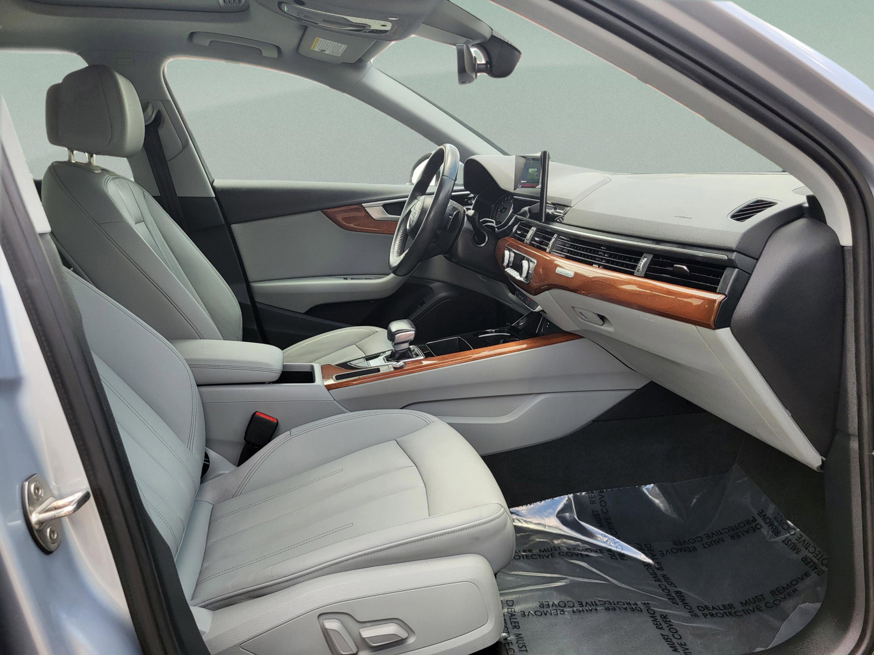 2023 Audi A4 40 Premium photo 32