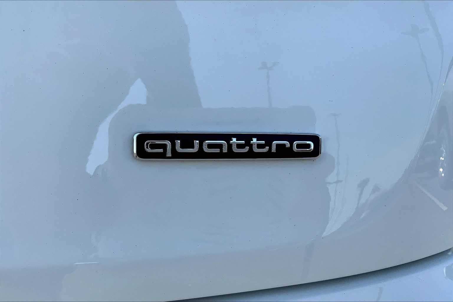 2024 Audi Q5 S line Premium Plus photo 9