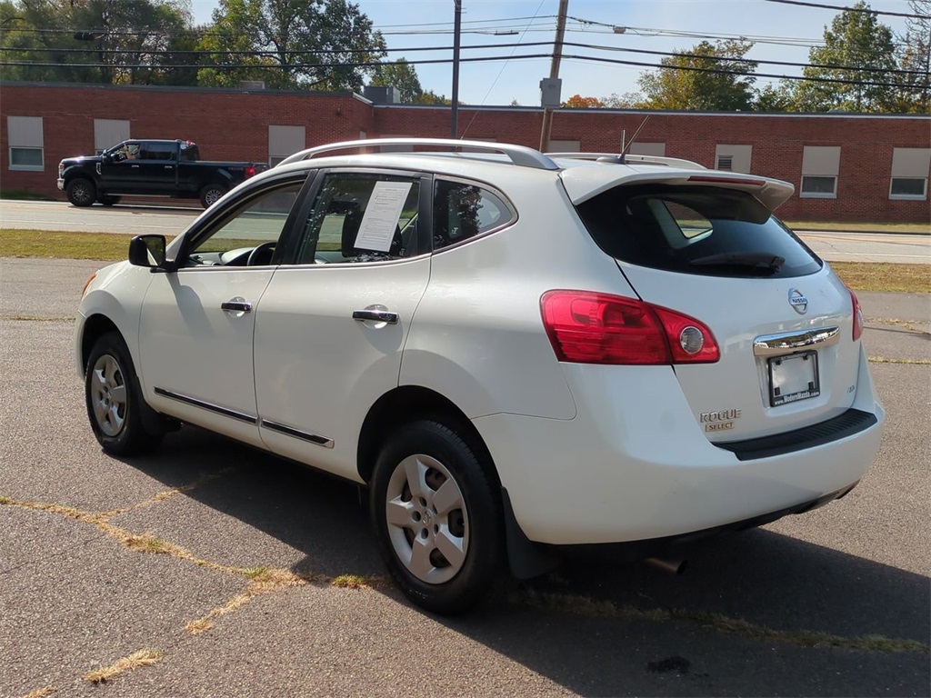 2014 Nissan Rogue Select S photo 6