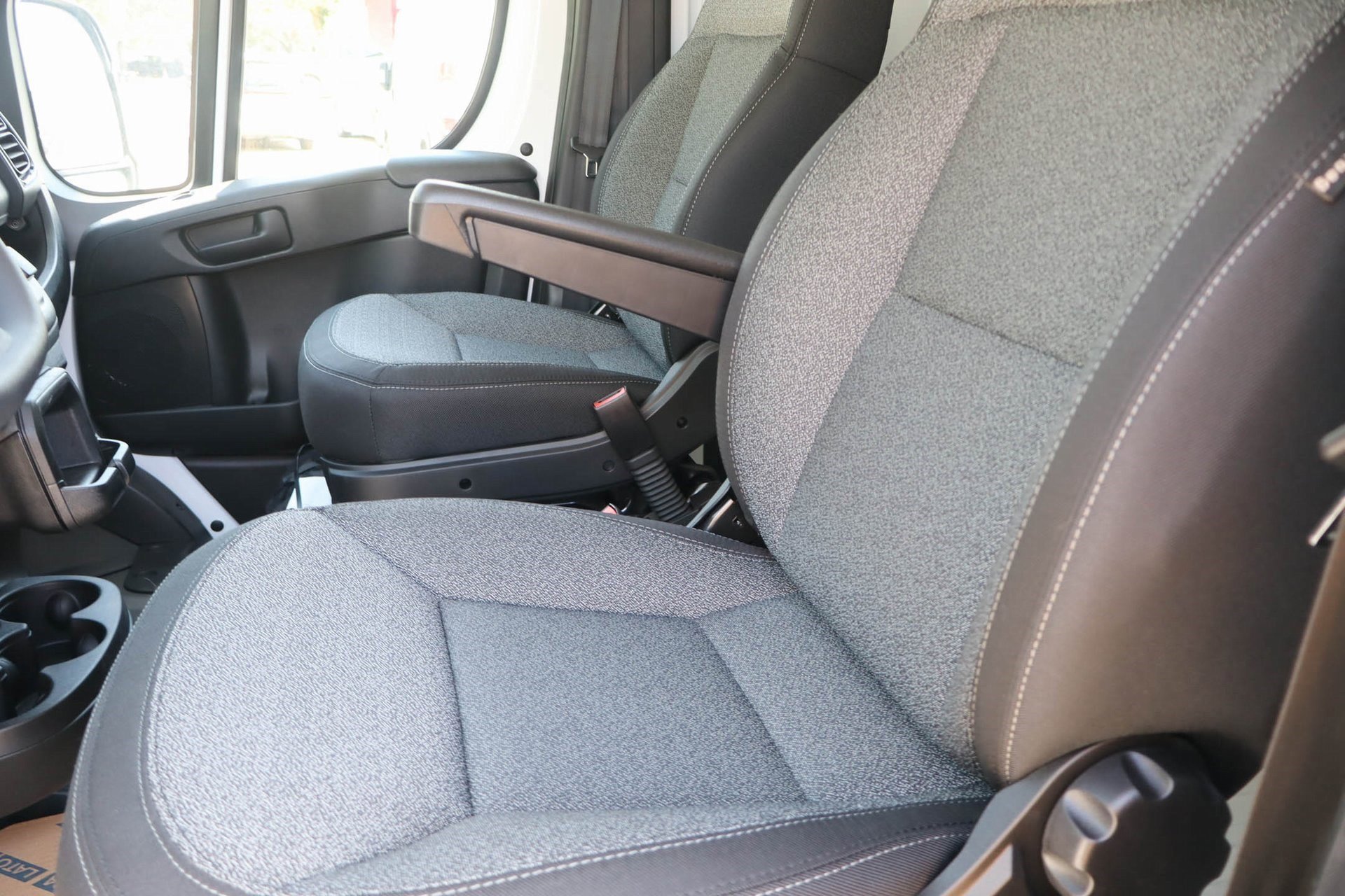 2026 Ram ProMaster 1500 photo 16