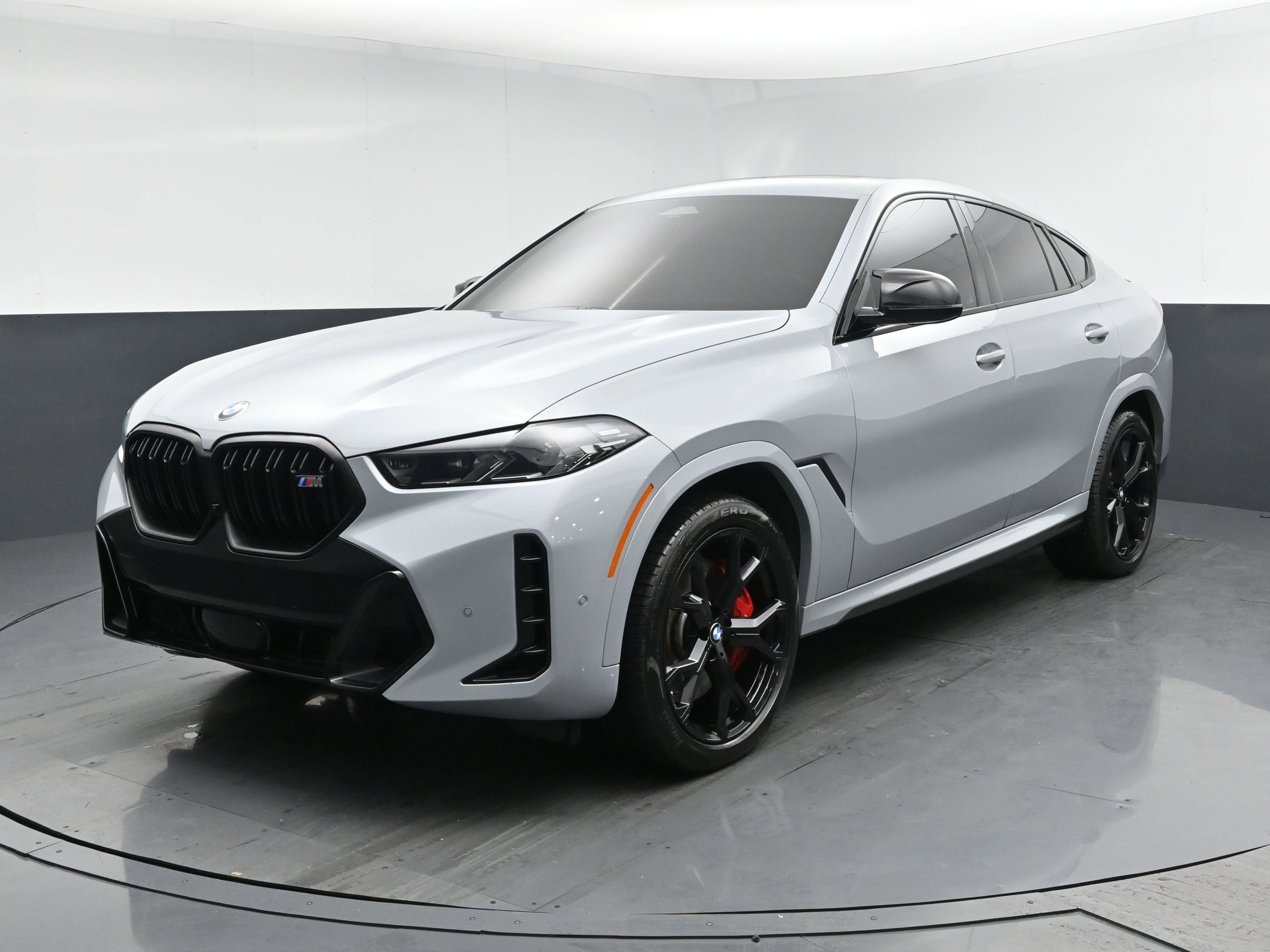 2024 BMW X6 M60i