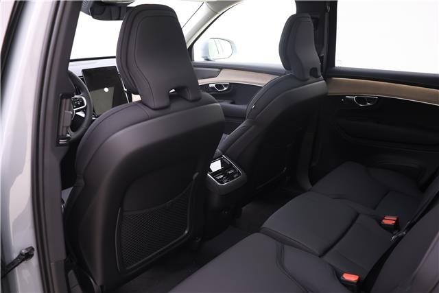 2026 Volvo XC90 AWD Plus photo 11