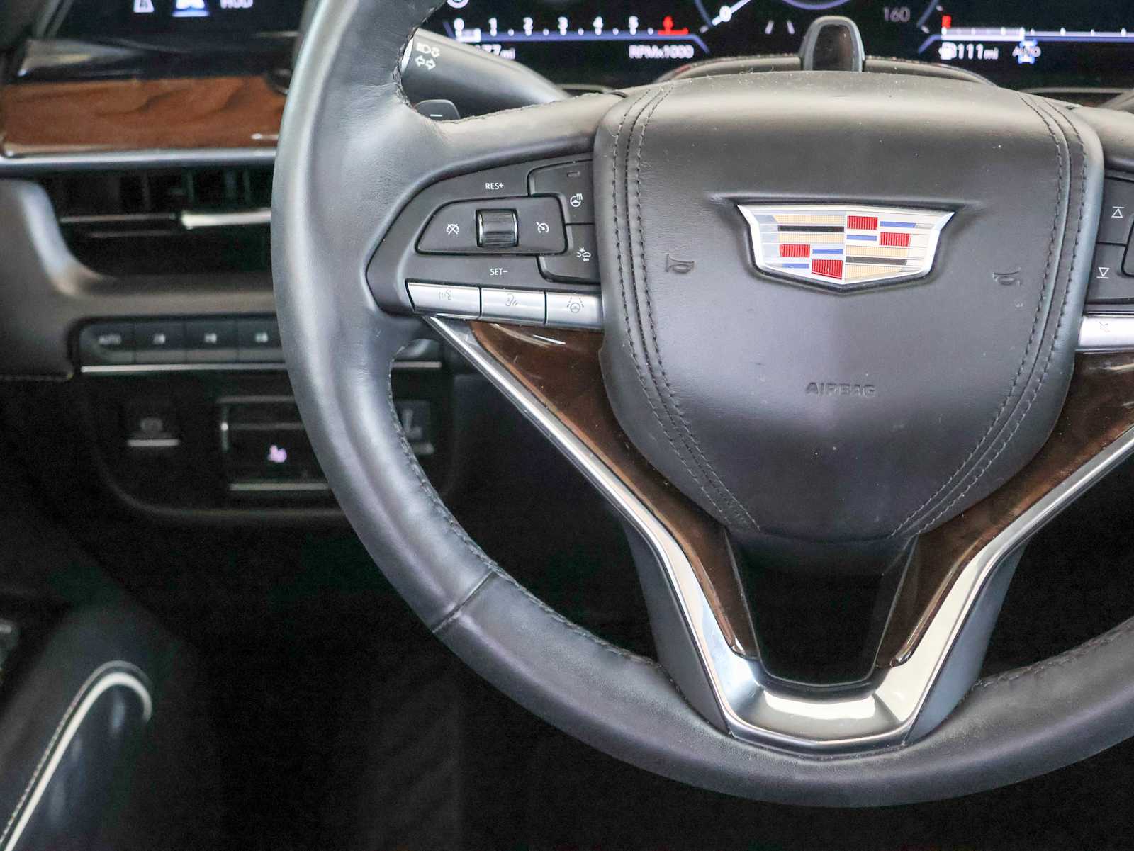 2022 Cadillac Escalade ESV Sport Platinum photo 17