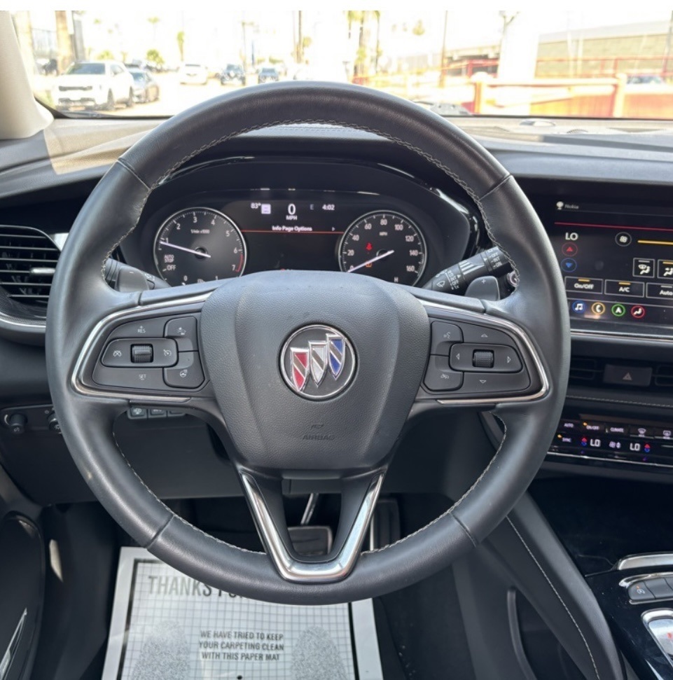 2022 Buick Envision Essence photo 9