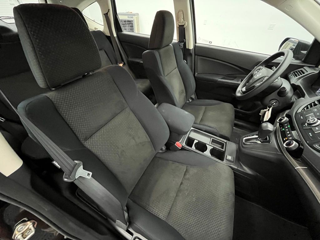 2016 Honda CR-V LX photo 25