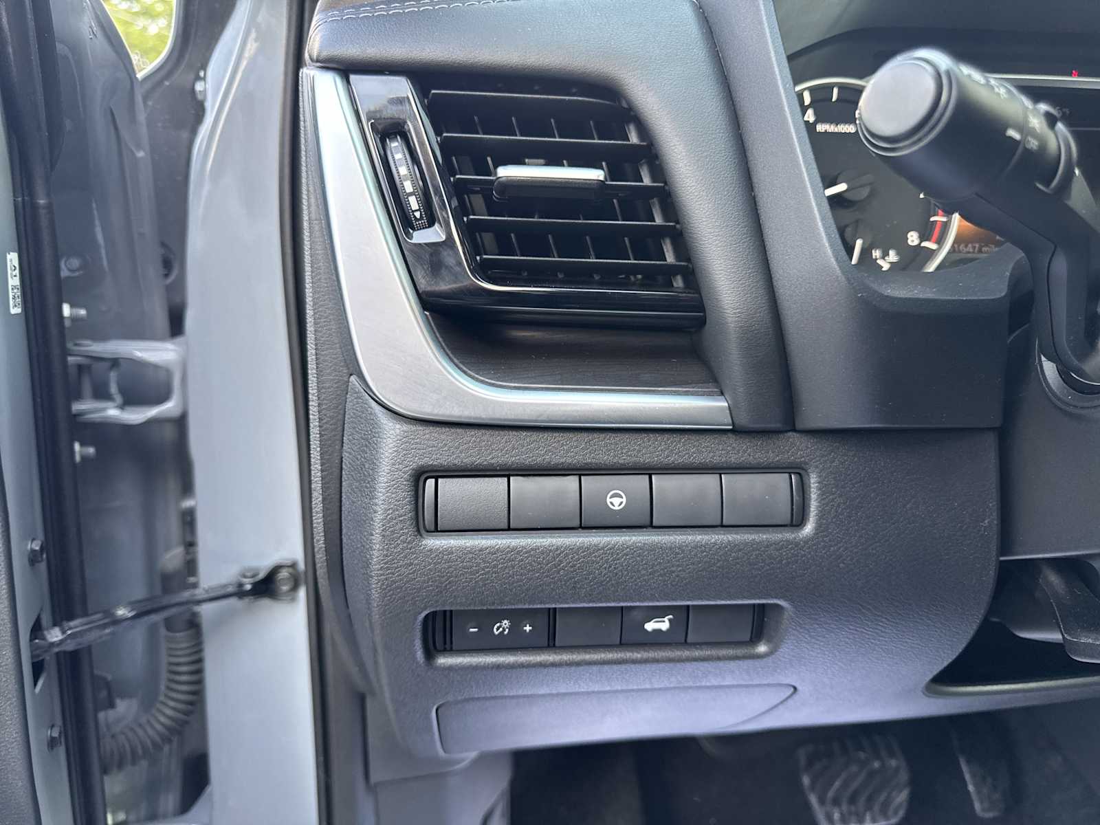 2021 Nissan Rogue SL photo 16