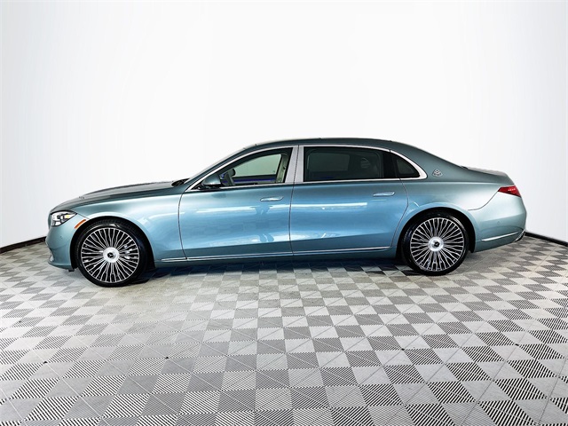 2025 Mercedes Benz S Maybach 450 580 photo 2