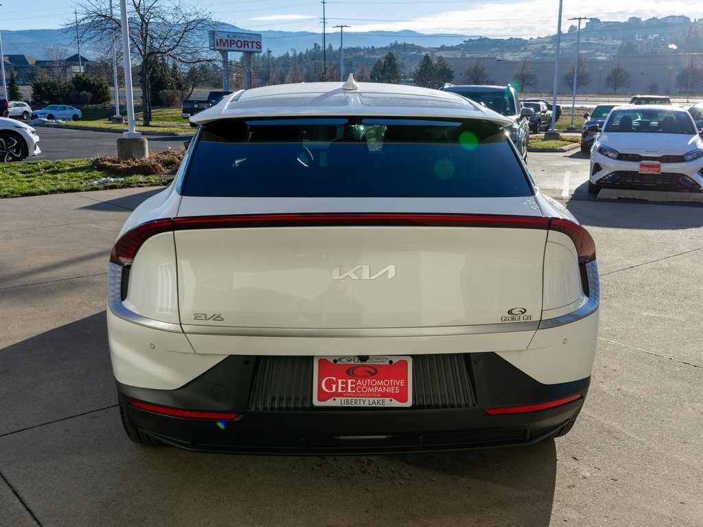 2024 Kia EV6 Light photo 6