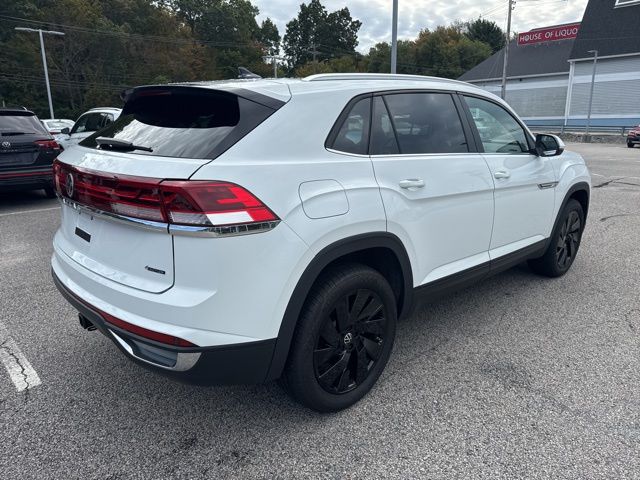 2024 Volkswagen Atlas Cross Sport SE Technology photo 6