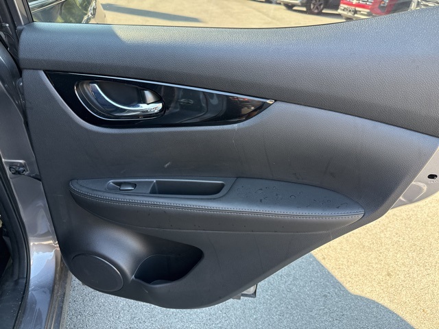 2022 Nissan Rogue Sport SV photo 10