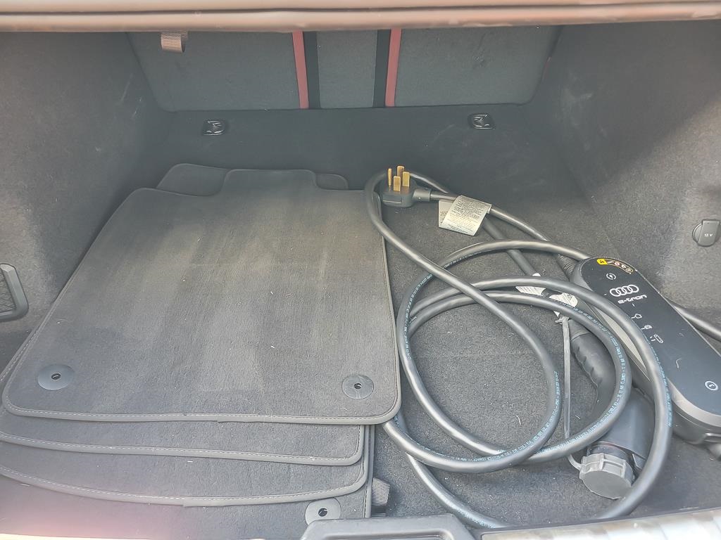 2024 AUDI RS E-TRON GT - Image 19