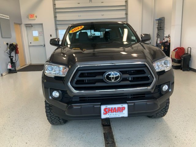 2022 Toyota Tacoma SR 4x4 photo 3
